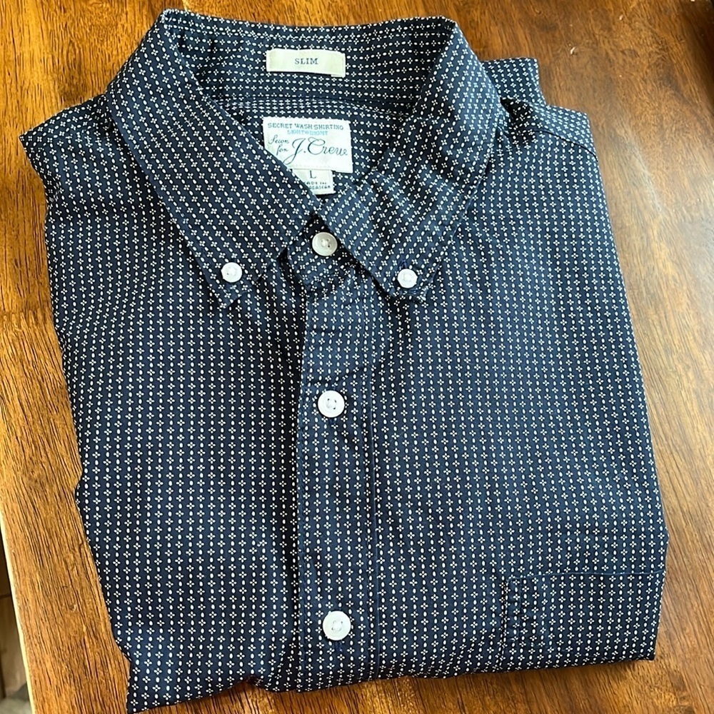 J. Crew Slim Lightweight Button Down Shirt Size Large - Picture 8 of 8
